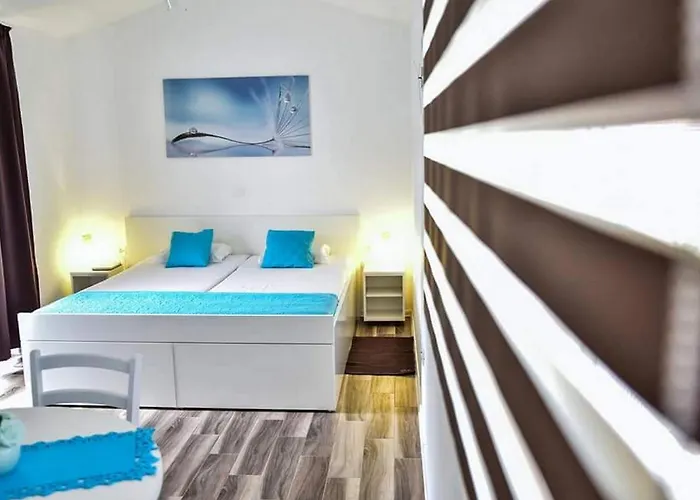 Dili By Interhome * ויר